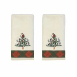 Brand new โจ Avanti Linens The Spode โ Christmas Treeยฎ Tartan Fingertip 2 Pack ๐ฅฐ
